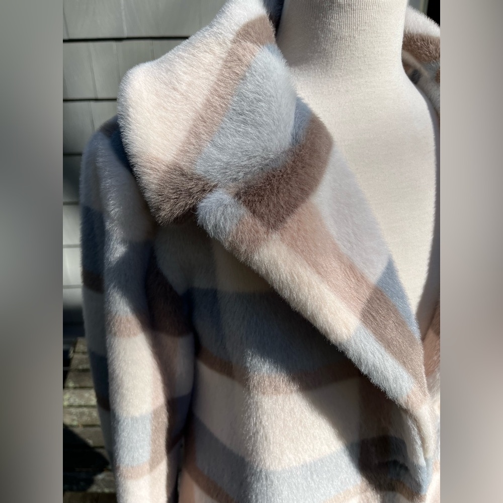 Z Supply Women's Plaid Short Coat - Picture 3 of 8